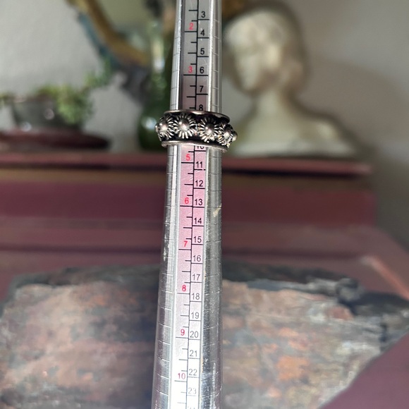 Vintage Taxco Gothic brutalist ring size 4 - Picture 1 of 4